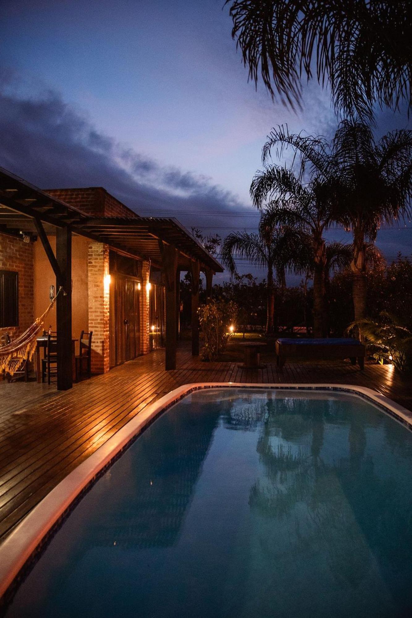 Estúdio com Vista da Piscina