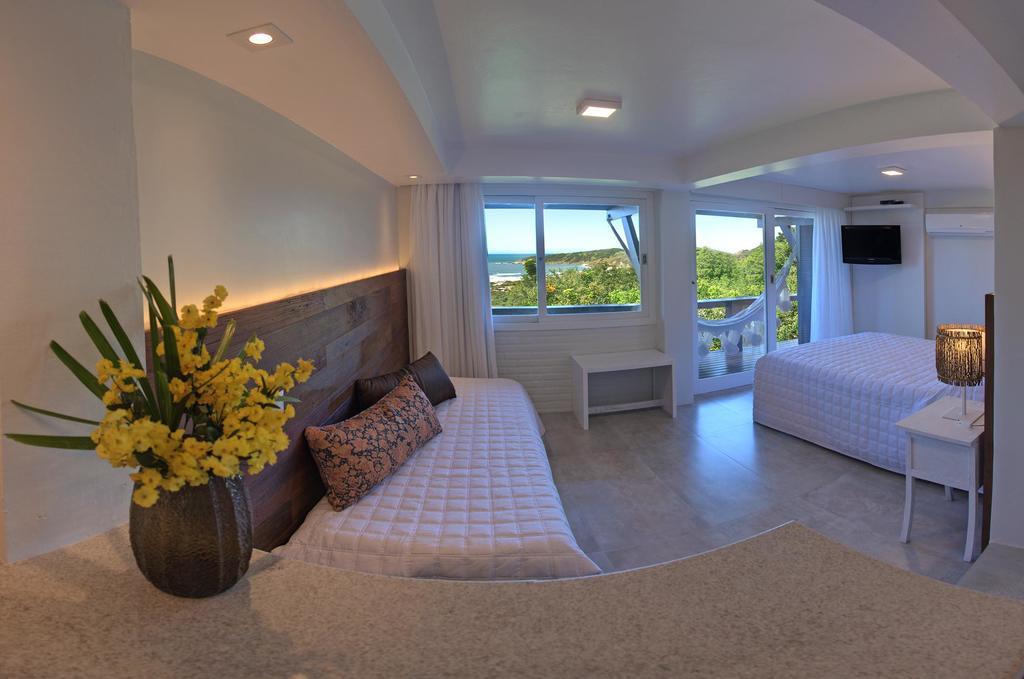 Quarto Triplo com Vista do Mar